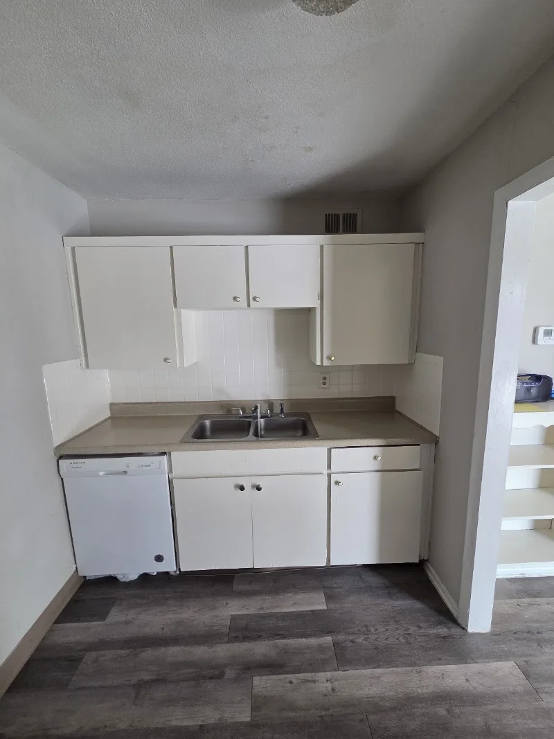 CJ Real Estate Inc